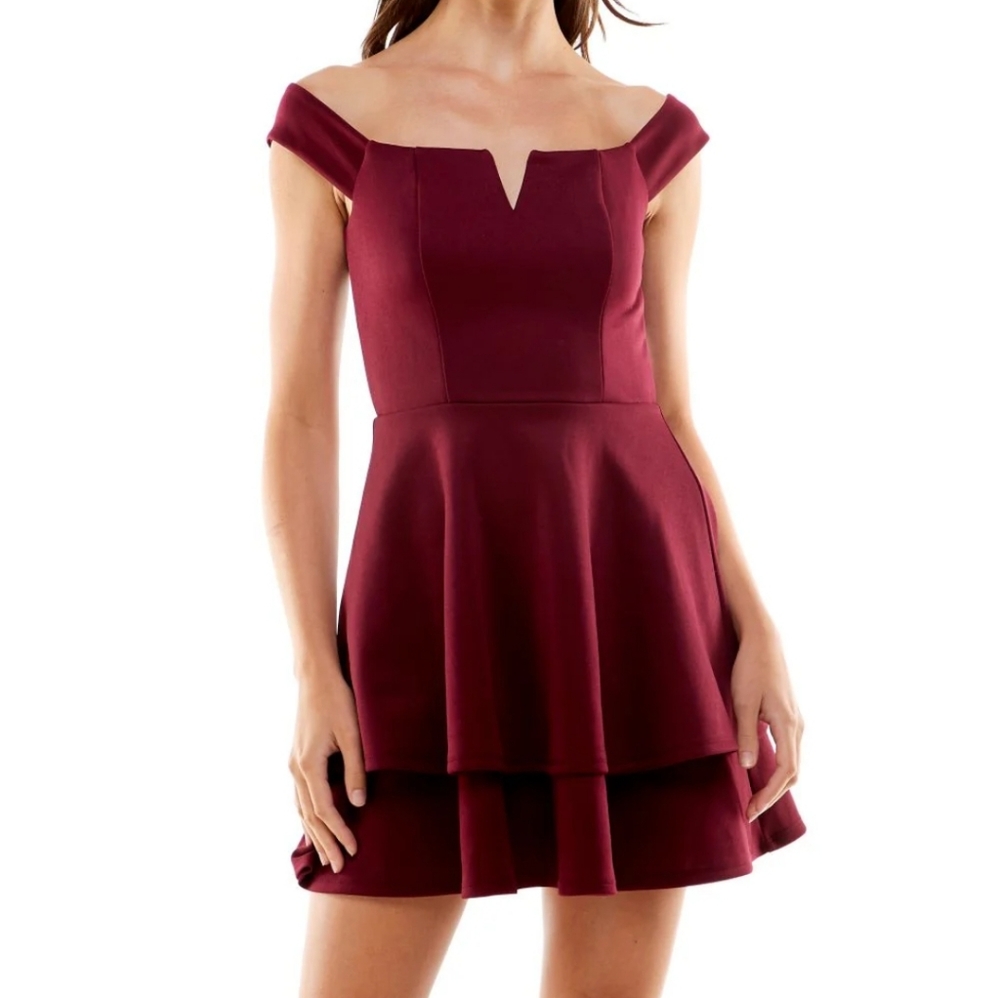 Trixxi Homecoming dress size 11 burgundy/red- worn once